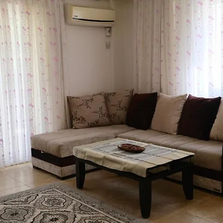 Lovely With Shared Pool Near Calis Beach In Fethiye